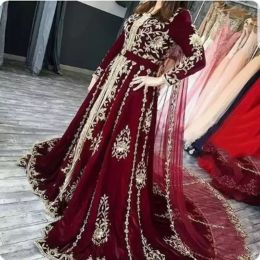 Dubai Arabic Red Wine Algeria Caftan Velour Long sleeves Muslim Evening Dress Gold Appliques Lace Prom Gowns Women Party Dress