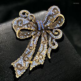 Brooches SKEDS Vintage Classic Luxury Rhinestone Bow For Women Elegant Bowknot Metal Brooch Pin Wedding Party Accessories Badges