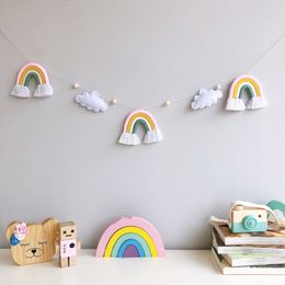 Wall Decor Nordic Wooden Beads Garland with Felt Cloud Knitting Wool Rainbow Tassel Pendant Hanging Ornament Po Shooting Props 230317