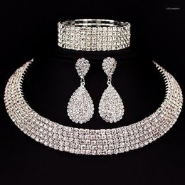 Necklace Earrings Set Selling Bride Classic Rhinestone Crystal Choker And Bracelet Wedding Accessories X164