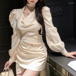 Casual Dresses Women Autumn 2023 Korean Style Tight-fitting Puff Long-sleeved Retro Pleated Dress Slim With Scaf