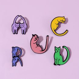 Brooches Pin for Women Men Fashion Enamel Brooches and Pins for Sale Cat Alphabet Crafts Art Coat Shirt Sweater Jewellery Metal Decor 2023 New