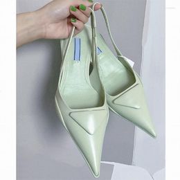 Sandals Luxury Slingback Pointy Toe Women Triangular Metallic Low Kitten High Heel Pumps Est Summer Buckle Ladies Shoes