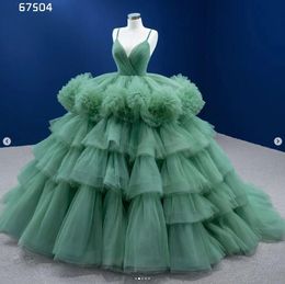 Verde salvia Principessa Abiti Quinceanera Spaghetti Corsetto con lacci Volant a strati Gonna in tulle Prom Vestido deputante 15 anos