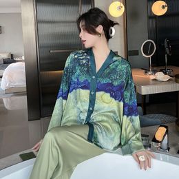 Womens Sleepwear QSROCIO Pyjamas Set Luxury Style Painting Print Satin Silky Touch Homewear V Neck Nightie Casual Home Suit 230317