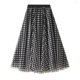 Skirts 2023 Spring Summer Hepburn Elegant Black Tulle Plaid High-Waist Long Midi Pleated Skirt For Women