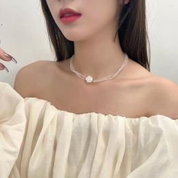 Choker Retro Pearl Camellia Pendant Necklaces For Women Korea Fashion Luxury Temperament Sweet Clavicle Chain Wedding Jewelry