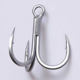 Fishing Hooks 4X Triple Anchor Hooks Anti-Rust Coating Hand-Grinded Carp Fishing Hook Accessories For Sea Fish Lure Fishhooks #4-#5/0 Peche P230317