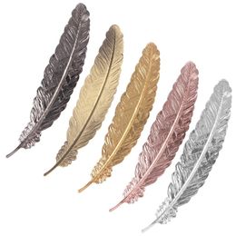 Creative Bookmarks Retro Feather Shaped Metal Bookmarks Page Marker Office School Bookmarks for Books