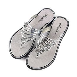 Slippers Comemore 2022 Flip Flops Women Fashion Peep Toe Silver Anti Skid Beach Sandals Lady Casual Golden Crystal Summer Sandal Chinelos Z0317