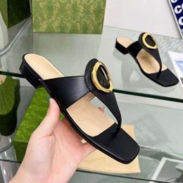 2023 Women shoes Sandals Flip flops Slides fashion Beach Thick bottom slippers Alphabet lady Sandal Leather High heel shoe slides