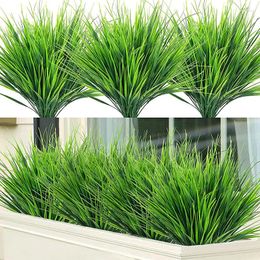 Decorative Flowers 1 Pcs Artificial Plants Flower Spring Grass Plant Wall Green Ornament Partition Arrangement Gardening Decoration