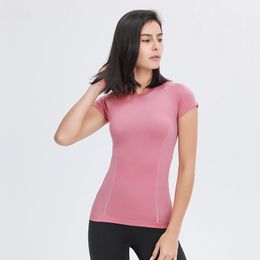 L-077 Slim Fit Short Sleeve Shirts Yoga Topps mode T-shirt utomhus fitnesskläder kvinnor som kör tröja