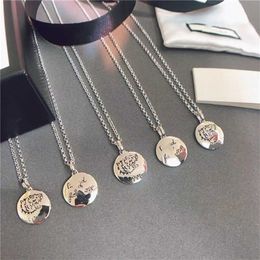 2023 Designer New Fashion jewelry Gujia S925 Love fearless blind for love Sterling Silver Carved round tiger head Necklace female