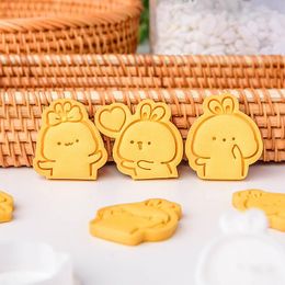 Baking Moulds Cute Cartoon Cookie Mold White Fondant Mould Biscuit Cutter Press Molds Easter Festival Party Pastry Bakeware