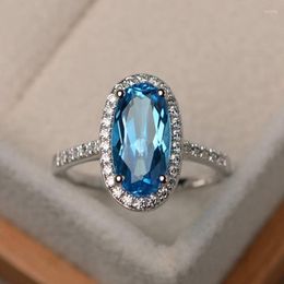 Wedding Rings High-end Luxury Coloured Gemstone Inlaid Ring With Aquamarine Zircon Ladies Birthday Celebration Dinner Accessories