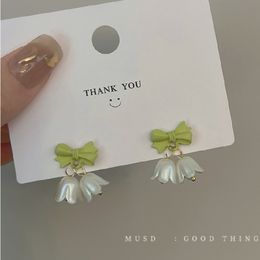 New Fresh Literary Earrings Flower Pearl Stud Simple Trend All-match Small Flower Earrings Accessories