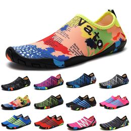 Sandals Elastic Quick Dry Aqua Shoes Plus Size Nonslip Sneakers Women Men Water Shoes Breathable Footwear Light Surfing Beach Sneakers