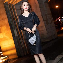 Casual Dresses Women Pleated Party Dress Spring AutumnSexy V Neck Long Sleeve Female Elegant Lace Solid Ladies Robe M155Casual