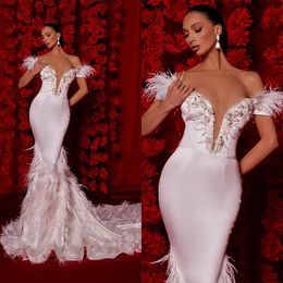 Elegant Mermaid Wedding Dresses V Neck Lace Off The Shoulder Beaded Feathers Backless Court Custom Ruffles Made Plus Size Bridal Gown Vestidos De Novia