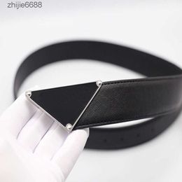 20222 Fashion Designer Women Belt Letter Metal Triangle Men Belts High Quality Waistband for Evening Dresses Skirt Formal Wear 2241114xs