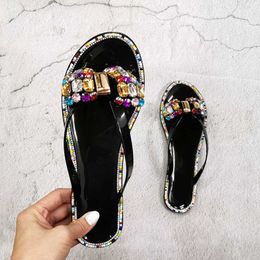 Slippers 2020 Summer Women Flip-Flops Big Diamond Lady Slippers Flash Drilling Coloured Crystal Beach Shoes Flat Female Footwear Z0317