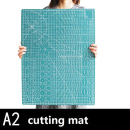 Cutting Mat PVC cutting mat base plate 60x45cm A2 green black core paper art carving cutter Backing 230320