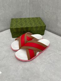 2023 new summer slipper trend to wear outdoor fashion flip-flops non-slip wear-resistant fashion soft sole slippers