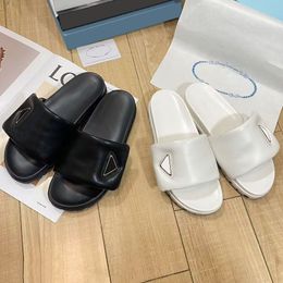 2023 Glossy Leather Mid Heel Women Slippers White Black Slides Mules Sandals Designer Heels Slide Lady Wedding Footwear Shoes Size 35-40