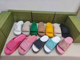 2023ss womens platform slippers Miami rubber pool Sandals Street Style Plain Shower Shoes