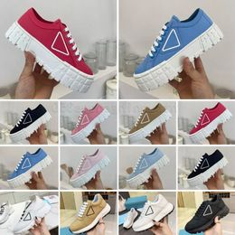 2023Casual Ayakkabı Kadın Naylon Düşük Gabardin Sneakers Lady Moda Üçlü Siyah Beyaz Kanvas Platform Sneaker Kadınlar Partisi Leisure Traine 35-40 Tops