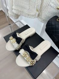 2023 Most Beautiful Slippers Mules Rich Flower Slippers Black Bow Pearl Diamond Buckle Slides Sandals Best Looking Slipper Size 14
