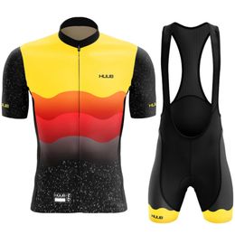 Cycling Jersey Sets HUUB Men Short Sleeve Cycling Jersey MTB Bicycle Wear Breathable Cycling Clothings Bicycle Uniforme Maillot Jersey Set 230320