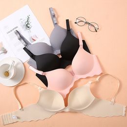 Bra's Underwear Sexy Lingerie Push Up s Seamless Girls Wireless lette Female Clothes Intimates Fashion Top 230317