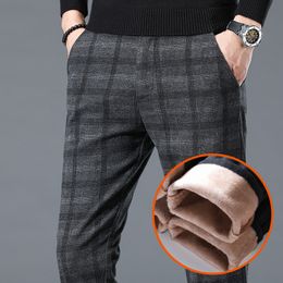 Men's Pants Winter Fleece Pants Me High Quality Business Casual Plaid Slim Cotton Long Trousers Male Black Grey Thick Pant Big Size 28-40 230320