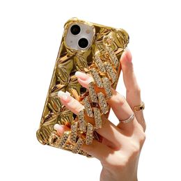 Apple Cell Phone Cases Luxury Protective Cover Wrist Band Fashion Mobile Phone Shell Wrist Chain Rhinestone Case Shockproof For IPhone15 14 pro 13 12 11 plus xs max
