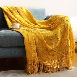 Blankets Knitted Blanket throw Sofa Cover Bed end decoration Nordic Wool soft Blanket Winter Office Nap Skin-friendly Bedspread shawl 230320