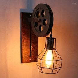 Wall Lamp European Antique Industrial Retro Wrought Iron Lifting Pulley Light American Barn Fixture Old Style