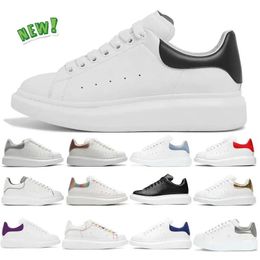 2023 Designer Casual Shoes Men Women Leather Lace Up White Sole Espadrilles Oversized Flats Velvet Suede Platform Espadrille Sport Trainer Sneakers 36-45