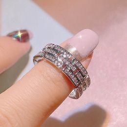 Creative Chain Design Engagement Proposal Ring For Girlfriend Silver Color Fashion Wedding Cubic Zirconia Ring For Women