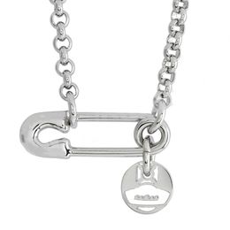 Anhänger-Halsketten Vivi-Anhänger-Halsketten Designer-Schmuckketten West Queen IMOGENE Pin Line Cut Round Marke – Trompetenkette Halskette Punk s