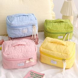 Storage Boxes Bins Ins Travel Cosmetic Bag Portable Beauty Toiletry Makeup Pouch Corduroy Zipper Girl Cases Box 230321