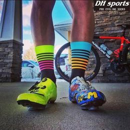 Sports Socks DH Professional Cycling Free Size Compression Outdoor Sport Running Hiking Breathable Soccer Skateboard Sock Stripes