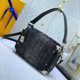 Top quality original totes embroidery Luxurys Designers Bags Fashion Design Women Hobos Clutch Purse Handbags Candy Color Nylon Ladies Small Shoulder Bags Simple