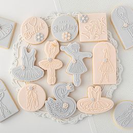 Baking Moulds Ballet Girl Swan Shoes Fondant Cake Biscuit Embossing Mould Cookie Stamp Cutter Tools For Icing Cutting Die Decor