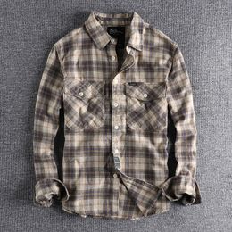 Men's Casual Shirts Autumn American Retro Tooling Plaid Shirt Men's Fashion Frosted Flannel Pure Cotton Washed Old Pocket Long Sleeve Casual Blouses 230321