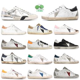 Top quality Dress Shoes Women Designers Super Star Sneakers dhgate Men Casual Sports platform Trainers Outdoor Walking Metal Logo White Black Ice Pink Green Grey Red
