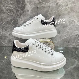 top Mens Fashion Casual Shoes Calfskin Shoes Mens Technical Platform Sneakers Grey Designers Sneaker Knits Runner Fashion Trainers2023