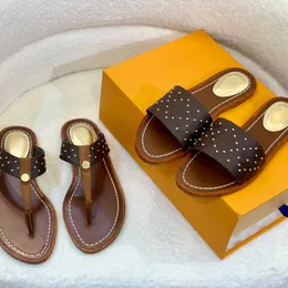 2023 Luxury Brand Designer slippers slide thong sandal brown leather letters sandals women slipper men slides waterfront rivets Beach Slippersom 35-43 with box