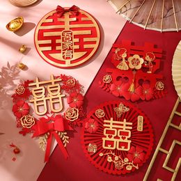 Other Event Party Supplies 2Pcs/Set Wedding Double Happiness Decor Non-woven Fabric Love Window Wall Sticker Tradition Chinese Style Wedding Home Decor 230321